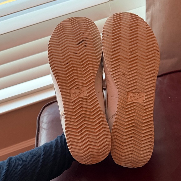 Mens Nike All White Cortez Leather Sneakers - Picture 7 of 8